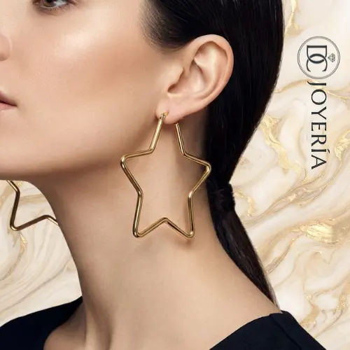 Argollas doradas estrella grande — Acero inoxidable Dorado