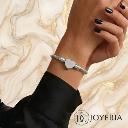 Brazalete plata corazón plano — Acero inoxidable Plateado