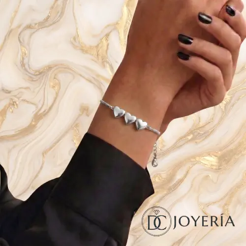 Pulsera plateada 3 corazones — Acero inoxidable Plateado